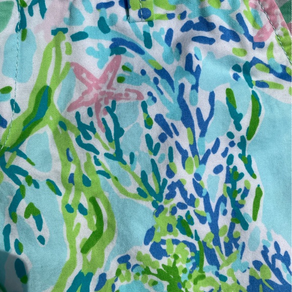 Lilly Pulitzer Callahan Ocean Fish Print Shorts: size 4 - Picture 6 of 6